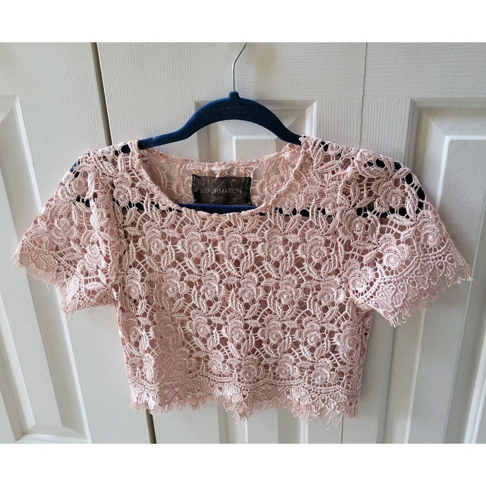 Reformation‎ XS Beige/Pink Floral Lace Crochet Crop Top Sheer Romantic Coquette